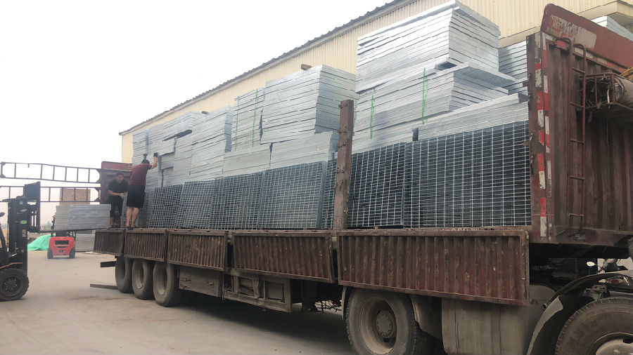 化工廠熱浸鋅鋼格板 化工廠熱浸鋅鋼格板