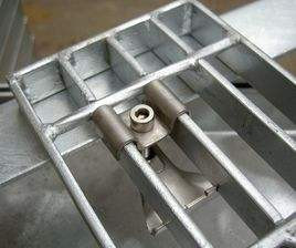 熱浸鍍鋅鋼格柵板固定安裝