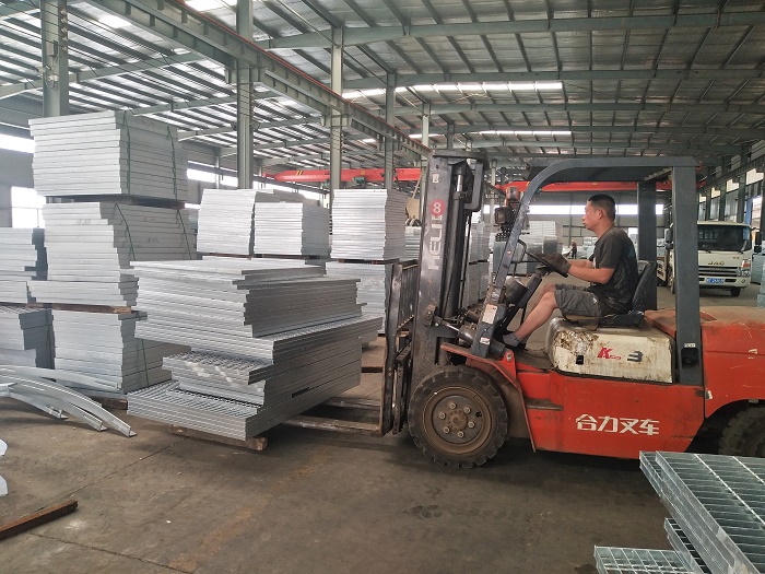 不銹鋼格柵踏步板