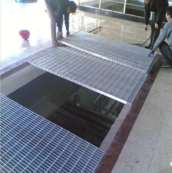 Q345鍍鋅鋼格柵蓋板 Q345鍍鋅鋼格柵蓋板