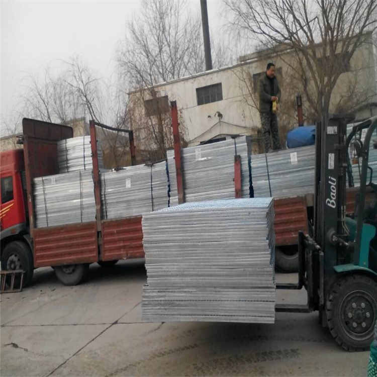 不銹鋼鋼格柵板平臺